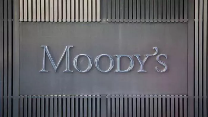 Moody's ने घटाई Vedanta Resources की रेटिंग
