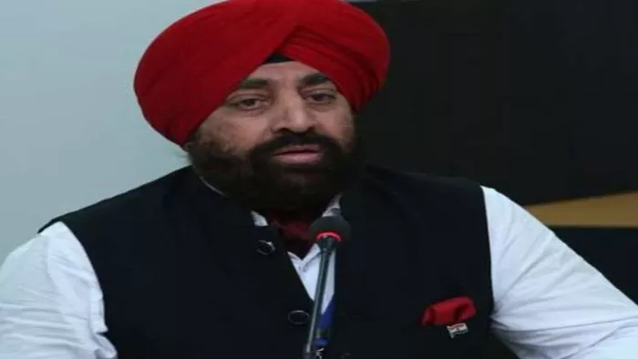 आज केदारनाथ धाम पहुंचेंगे राज्यपाल गुरमीत सिंह (फाइल फोटो)