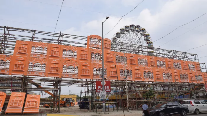 यमुनापार की रामलीला समितियों ने भव्य आयोजन की तैयारियां शुरू कर दी।