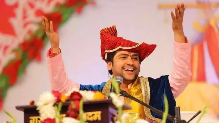 बागेश्वर धाम के दो सौ परिवारों को पिंडदान कराने गयाजी पहुंचे धीरेंद्र शास्त्री। (फाइल फोटो)