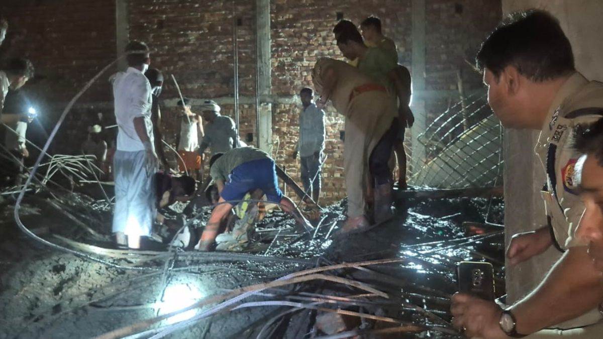 https://www.jagranimages.com/images/newimg/28092025/28_09_2025-badaun_accident_24063030.jpg