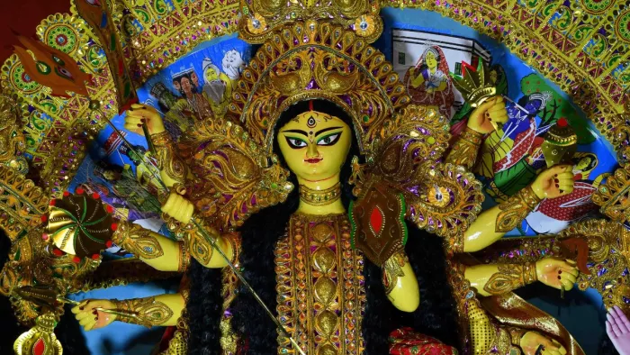 नवरात्र में तीन दिनों तक तीन देवियों के मंदिर का पट रहेगा बंद