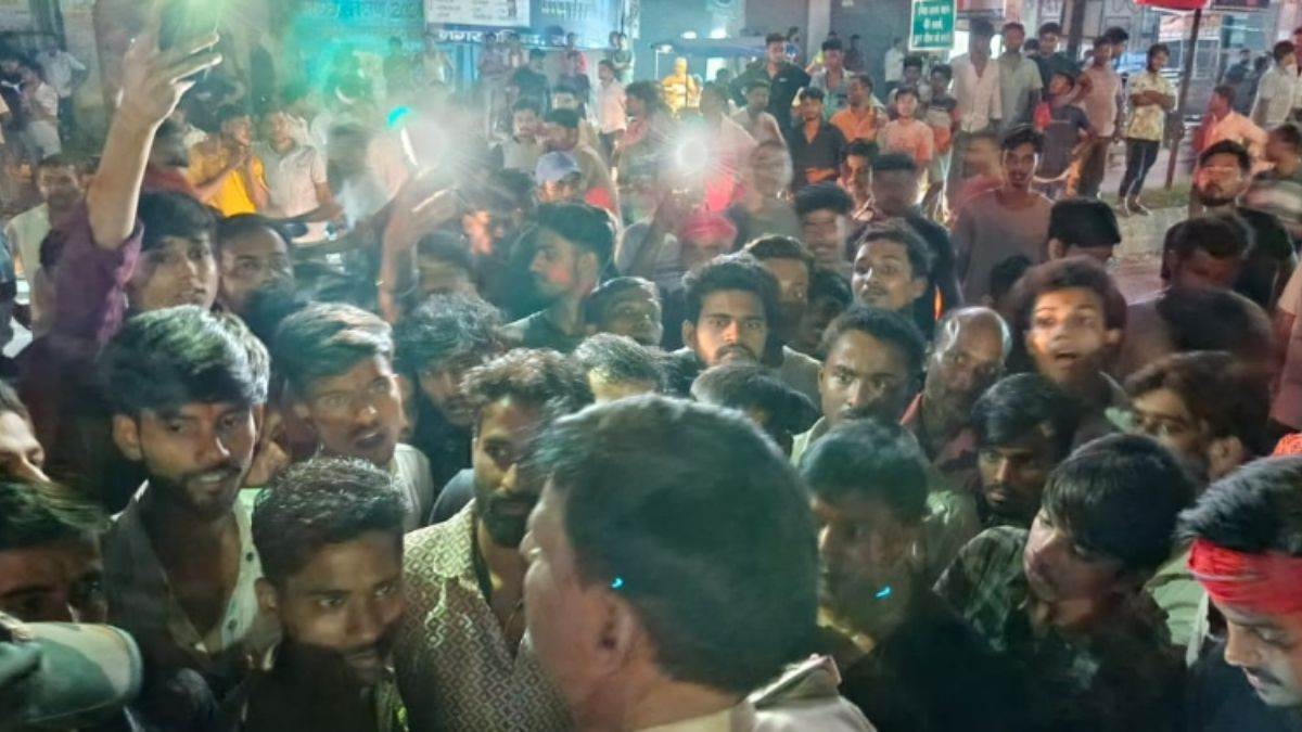 https://www.jagranimages.com/images/newimg/28092025/28_09_2025-east_champaran_news_8_24063774.jpg