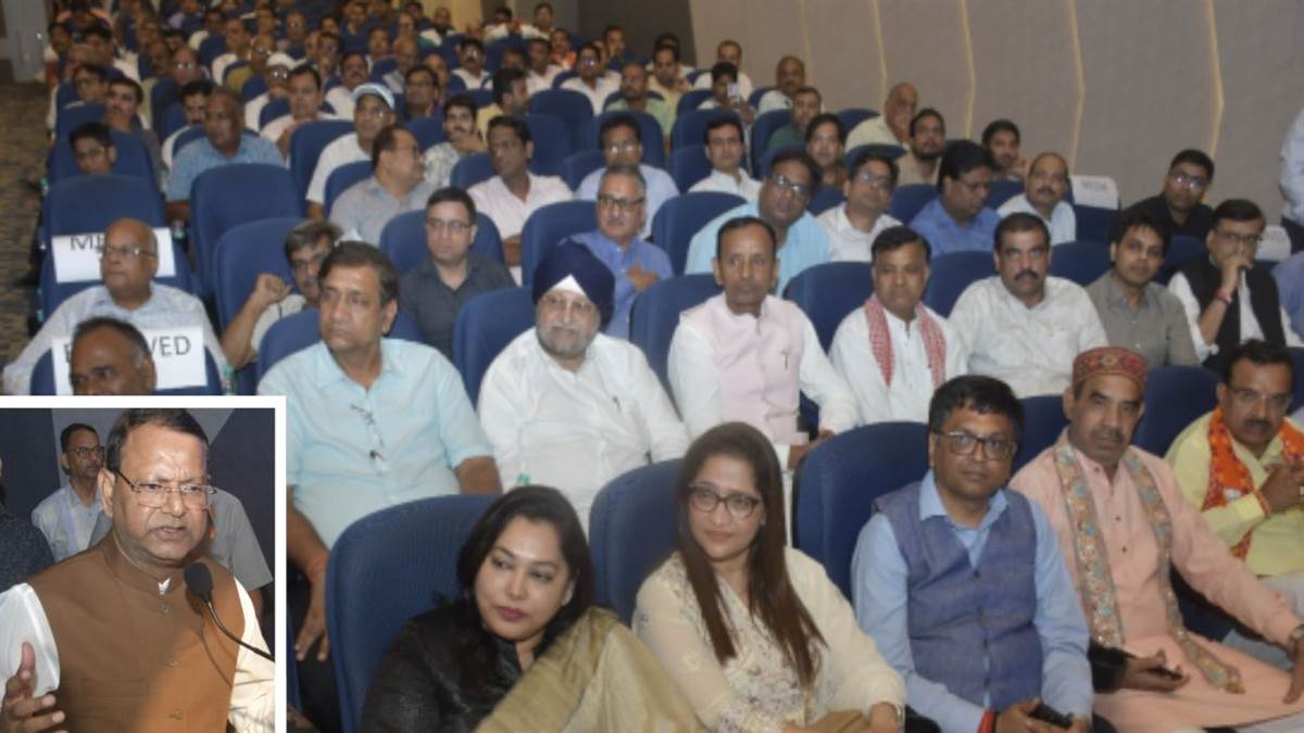 https://www.jagranimages.com/images/newimg/28092025/28_09_2025-gst_council_kanpur_1_24063343.jpg