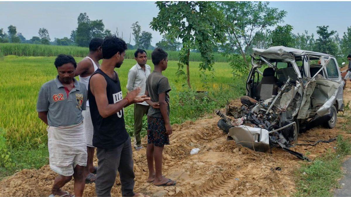 https://www.jagranimages.com/images/newimg/28092025/28_09_2025-lakhimpur_kheri_accident_dainik_jagran_24063372.jpg