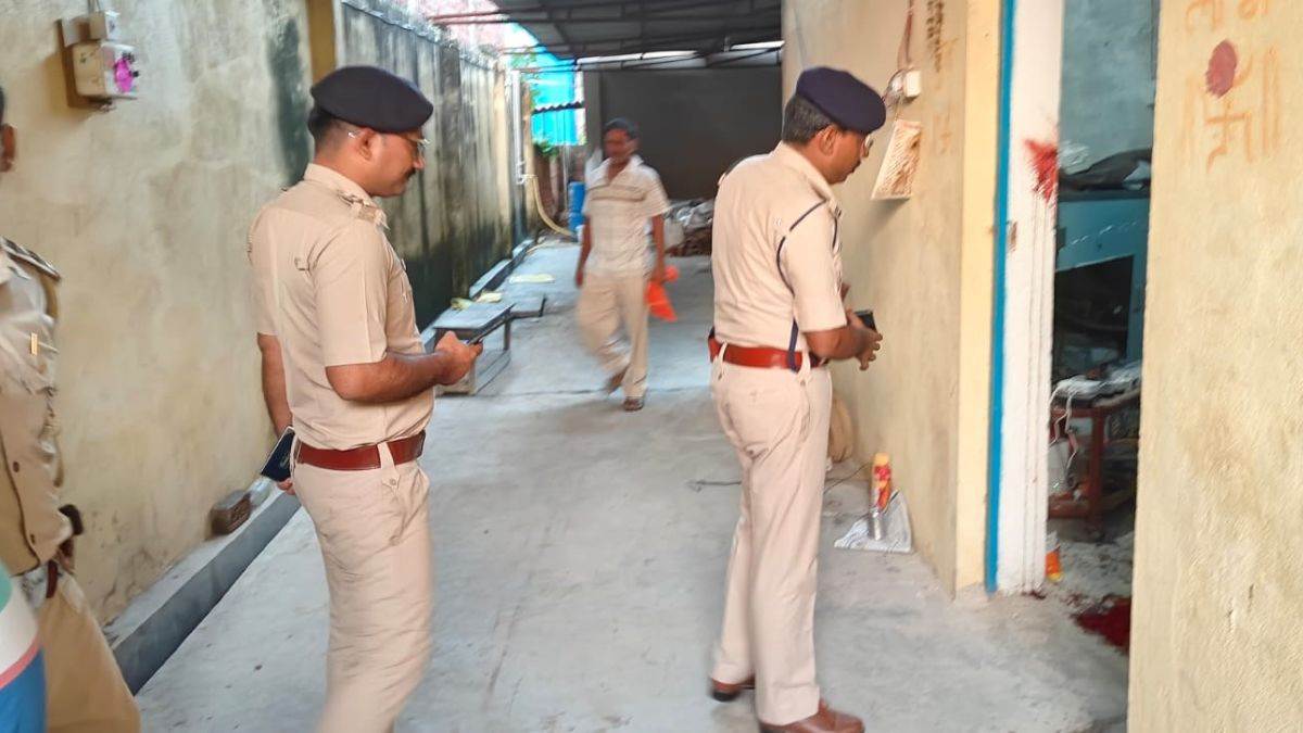 https://www.jagranimages.com/images/newimg/28092025/28_09_2025-nawada_murder_case_24063017.jpg