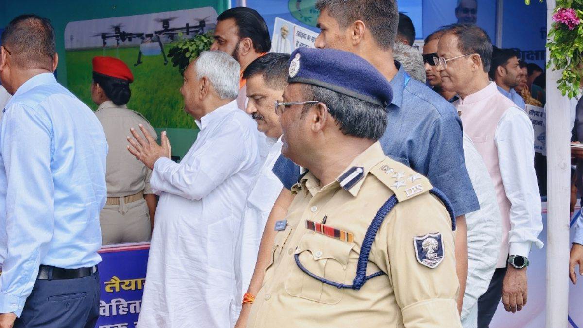 https://www.jagranimages.com/images/newimg/28092025/28_09_2025-nitish_24063191.jpg