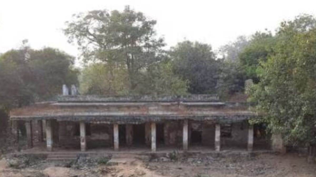 https://www.jagranimages.com/images/newimg/28092025/28_09_2025-pathan_mahal_24062895.jpg