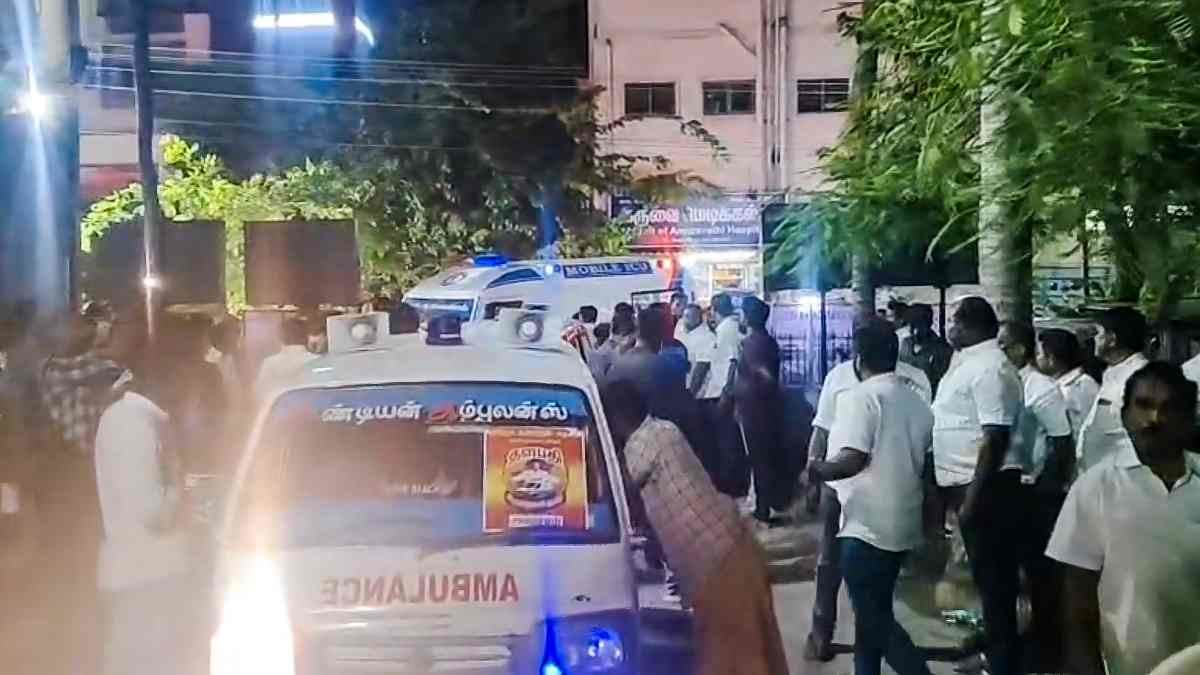 https://www.jagranimages.com/images/newimg/28092025/28_09_2025-tamil_nadu_stampede_6_24062978.jpg
