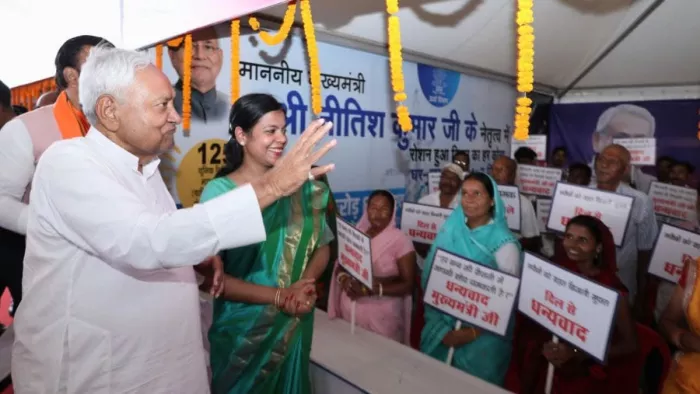 मुख्यमंत्री ने वैशाली को 744.85 करोड़ की 331 योजनाओं की दी सौगात