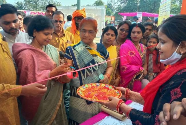 balrampur latest news deepawali fair news rajyamantri palturam inaugrated fair