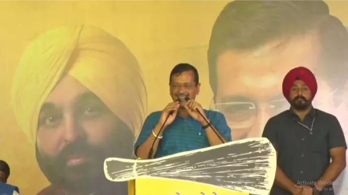 अरविंद केजरीवाल बोले, 130 करोड़ भारतीय चाहते हैं नोटों पर गणेश और लक्ष्मी की तस्वीरें। फोटो इंटरनेट मीडिया