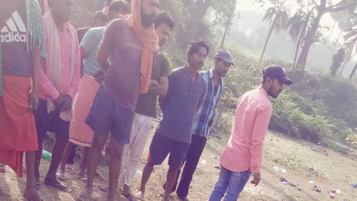 भागलपुर : शराब पार्टी में बुलाकर चाकू, कैंची से एक युवक को गोद डाला, कहीं  मामला यह तो नहीं - Bhagalpur: Called to a liquor party and killed a young  man with