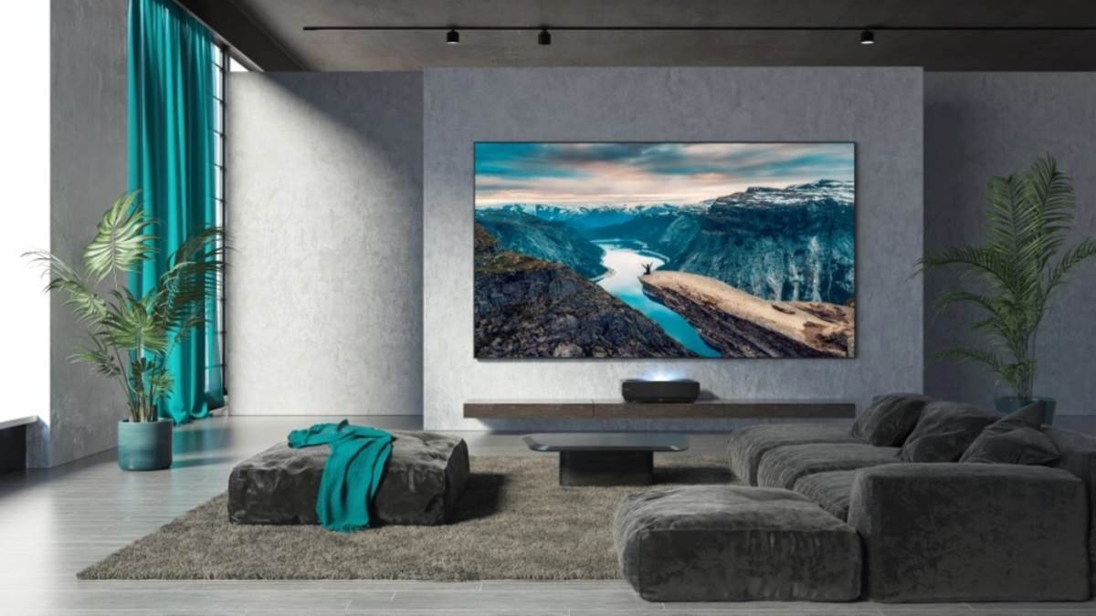 55 Inch OLED TV पर Amazon का लूट लो ऑफर, फेस्टिव सीजन में करें 63 प्रतिशत तक की बचत