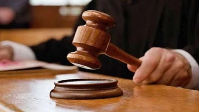 iPhone की जगह पैकेट में दिया बर्तन धोने वाला साबुन, अमेजन और विक्रेता कंपनी पर लगाया एक का जुर्माना