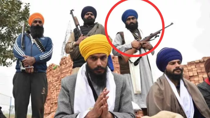 अलगाववादी सांसद अमृतपाल के साथ गुरभेज सिंह (लाल गोले में)l