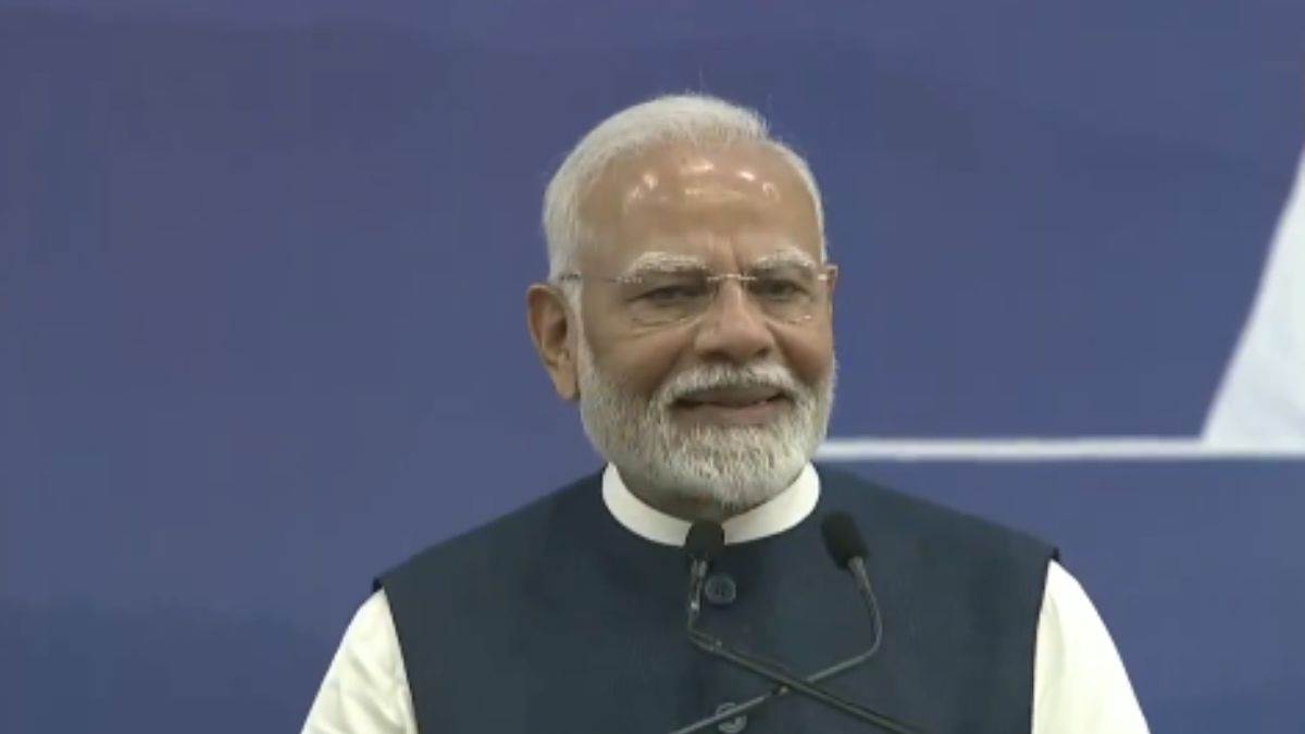 pm modi vadodara visit live pm modi and spain president pedro sanchez hold a roadshow in vadodara inaugurate the final assembly line plant of c295 aircraft