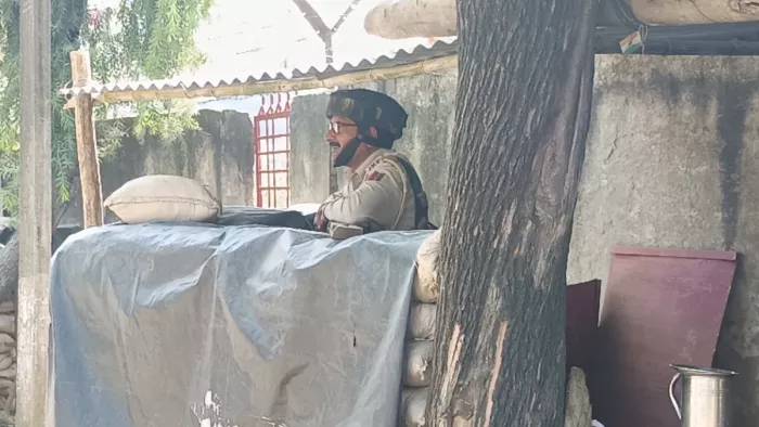 अखनूर आतंकी हमले के बाद सुंदरबनी में सुरक्षा कड़ी।
