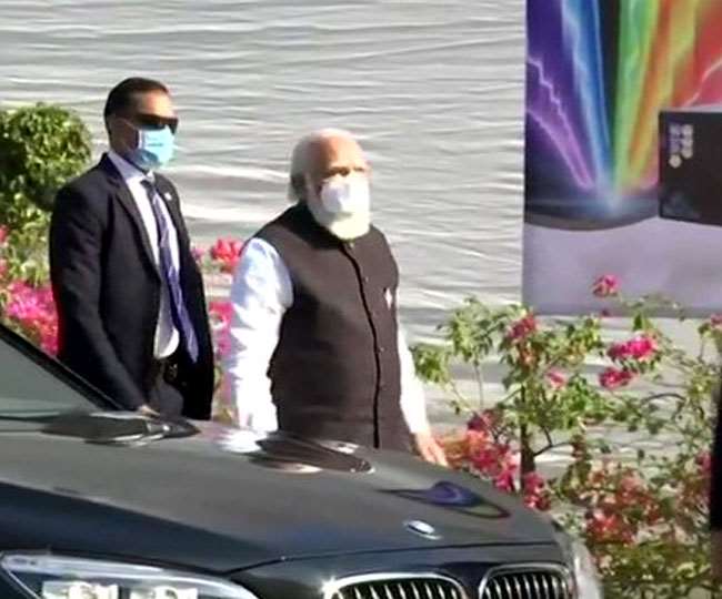 LIVE: PM Modi arrives at Zydus Biotech Park in Ahmedabad reviews  development for Covid-19 Vaccine