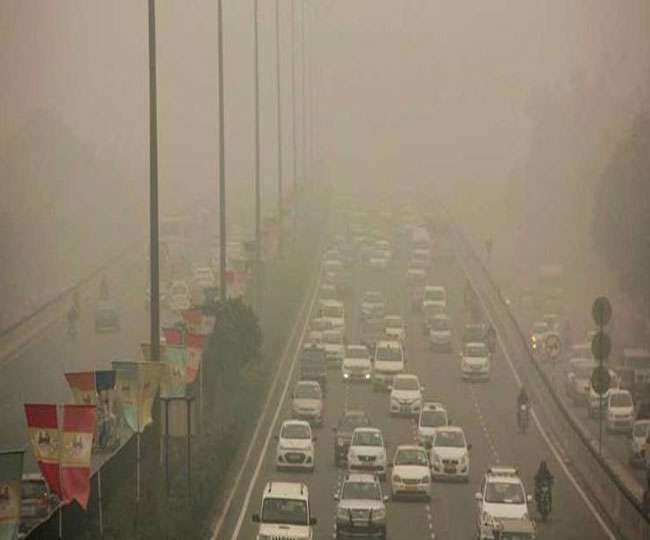 Agra Air Pollution: संजय प्लेस में सबसे खराब वायु गुणवत्ता, मनोहरपुर दयालबाग में मिली राहत