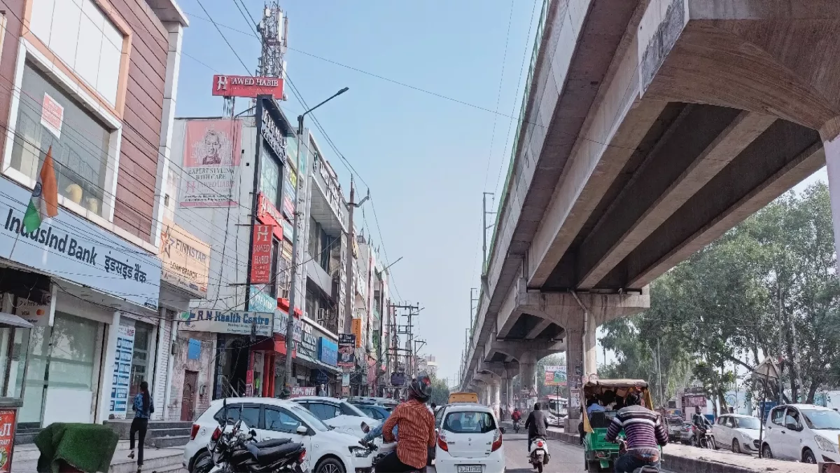 Bahadurgarh: दिल्ली रोहतक रोड के भवन मालिकों को पीडब्ल्यूडी ने दिया नोटिस, सालाना फीस व एनओसी का मांगा ब्योरा