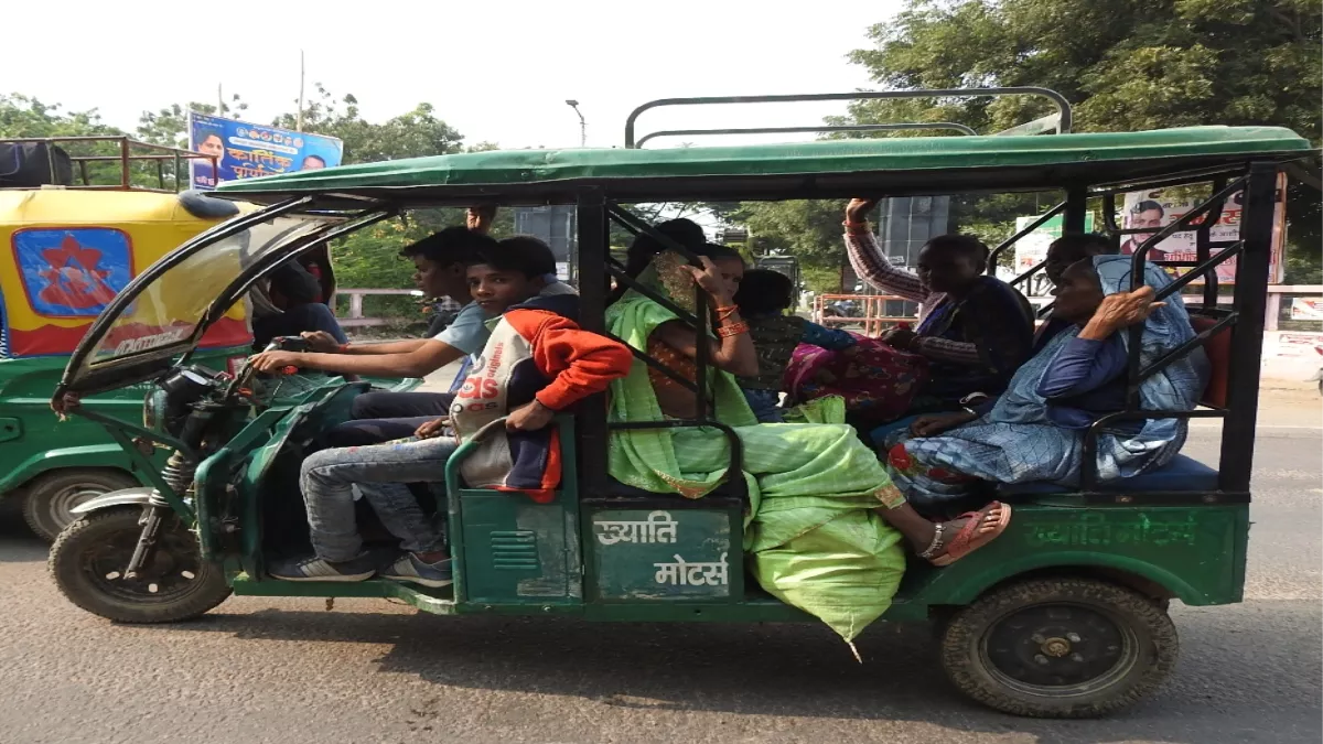 Hamirpur News: प्रमुख सचिव परिवहन का आदेश बेअसर, हाईवे पर फर्राटा भर रहे ई-रिक्शा