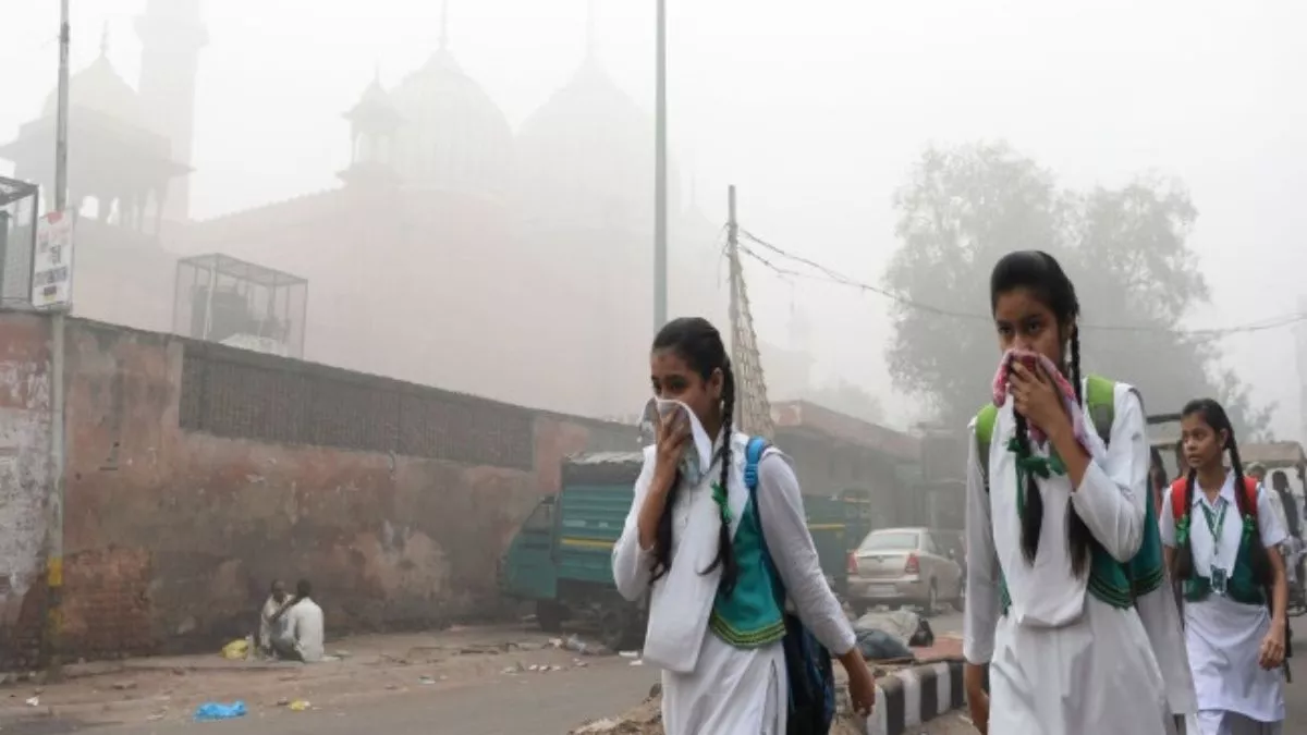 AQI Agra: तेजी से बिगड़ी आबोहवा, संजय प्लेस का हाल खराब, देखिए आगरा में इलाकेवार एक्यूआइ