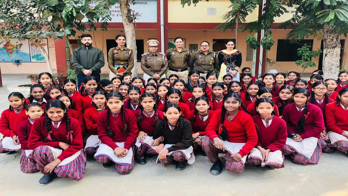 https://www.jagranimages.com/images/newimg/28112022/28_11_2022-jalandhar_schools_23232733.jpg