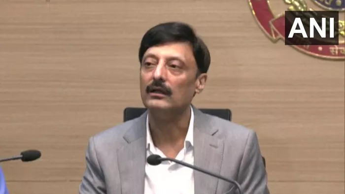 दिल्ली पुलिस क्राइम ब्रांच के स्पेशल सीपी रविंदर यादव की फाइल फोटो।