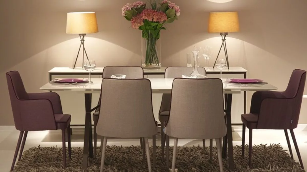 मार्बल टॉप वाली इन Dining Table Designs की दुनिया है फैन, घर को मिलता है स्टाइलिश और लग्जरी लुक