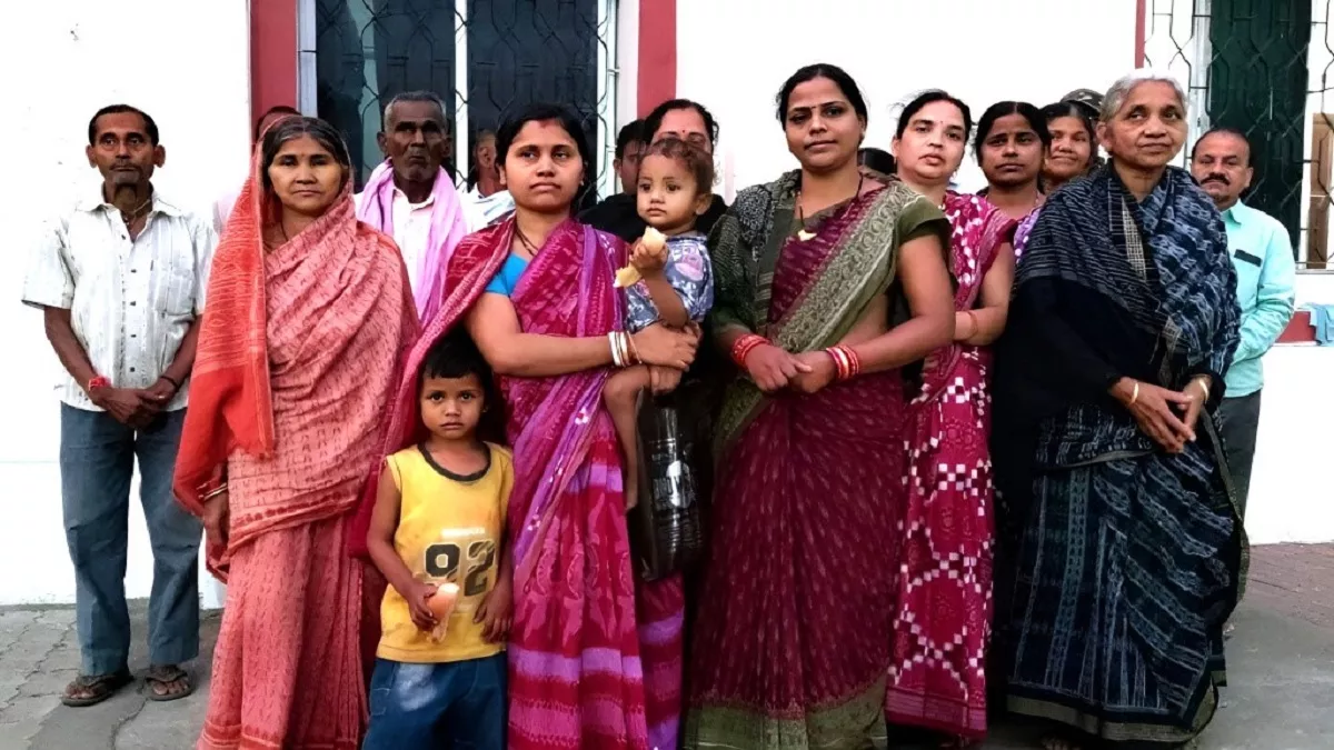 बेवफा पति के खिलाफ थाने पहुंची पत्‍नी, चुपके से रचा ली थी दूसरी लड़की से शादी; अपने दो मासूम बच्‍चों का भी नहीं आया ख्‍याल
