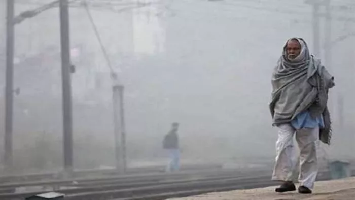 दिल्ली-यूपी में कोहरे का अलर्ट, पहाड़ों पर हो रही बर्फबारी (फाइल फोटो)