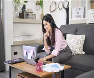 वर्तमान समय में भी कई कंपनियां वर्क फ्रॉम होम की सेवा दे रही हैं।