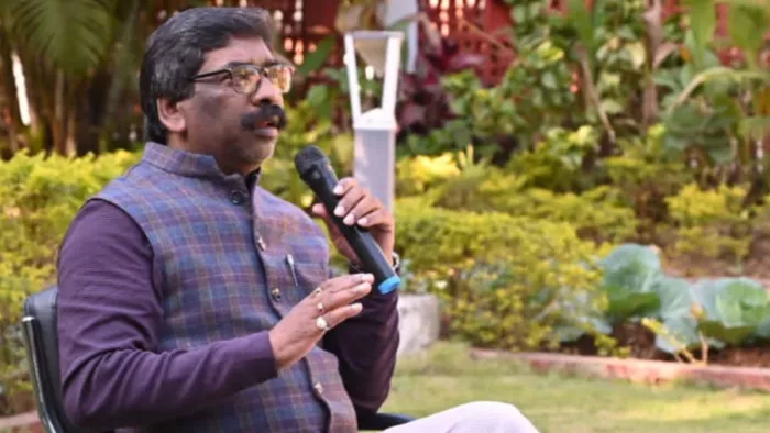 विपक्ष मुझे हिला-डुला नहीं सकता : हेमंत सोरेन।