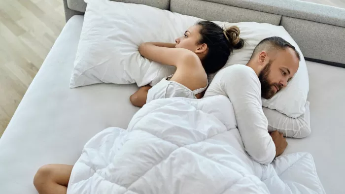 ऐसे निपटें परफॉर्मेंस एंग्जाइटी से और बनाएं रिलेशनशिप को स्ट्रॉन्ग