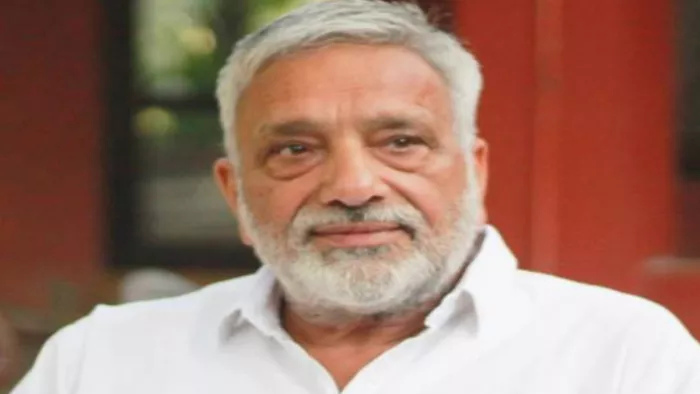 हरियाणा के पूर्व मंत्री निर्मल सिंह और उनकी बेटी ने छोड़ी आम आदमी पार्टी।
