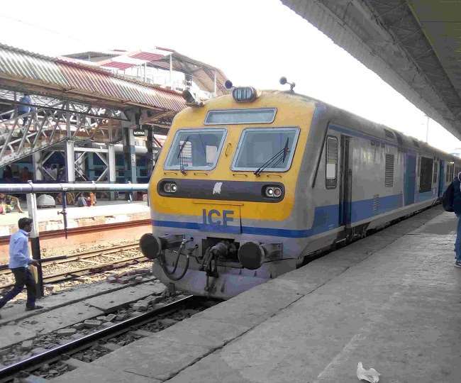 1 फरवरी से मुंबई लोकल ट्रेन सेवा सभी नागरिकों के लिए उपलब्ध रहेगी।