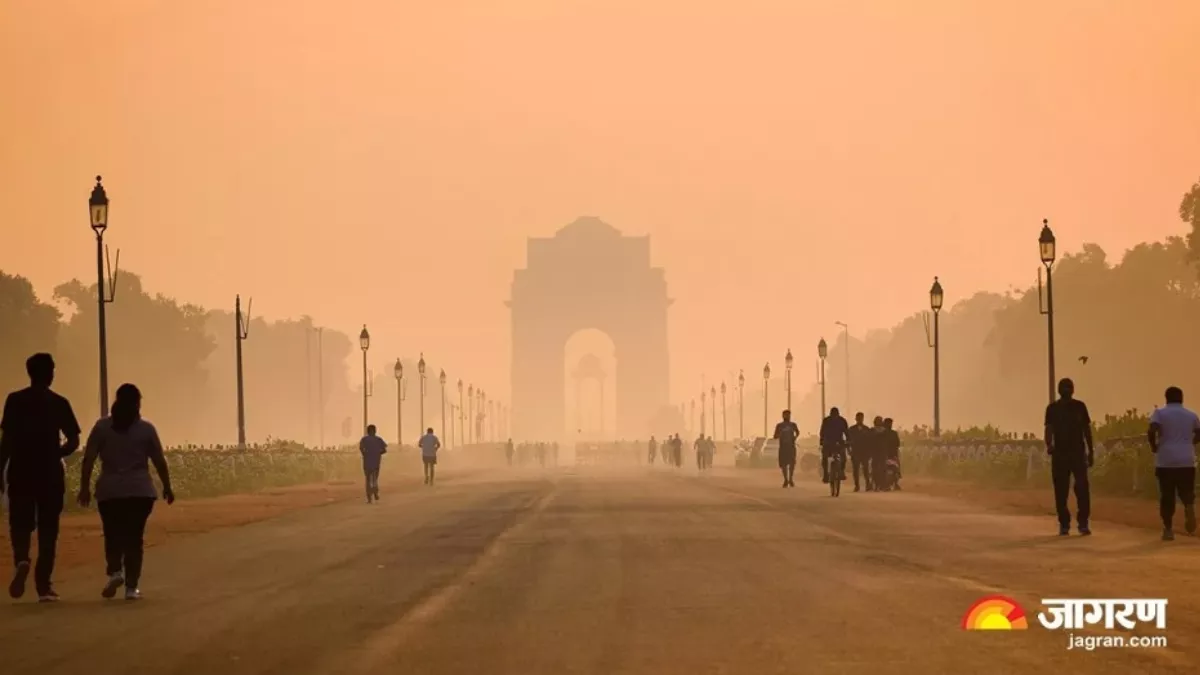 दिल्ली में हवा गुणवत्ता में हुआ मामूली सुधार। फोटो सोर्स- जागरण फोटो।