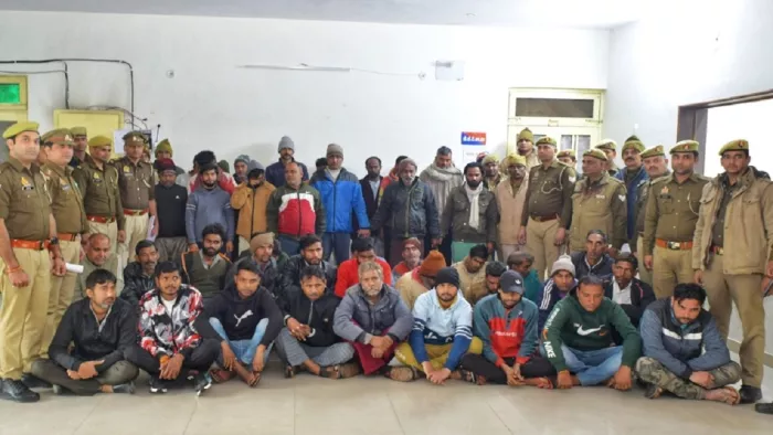 पुलिस ने आठ घंटे में पकड़े 56 वारंटी, कोर्ट ने जारी किया था वरंट; 9 थानों ने चलाया अभियान