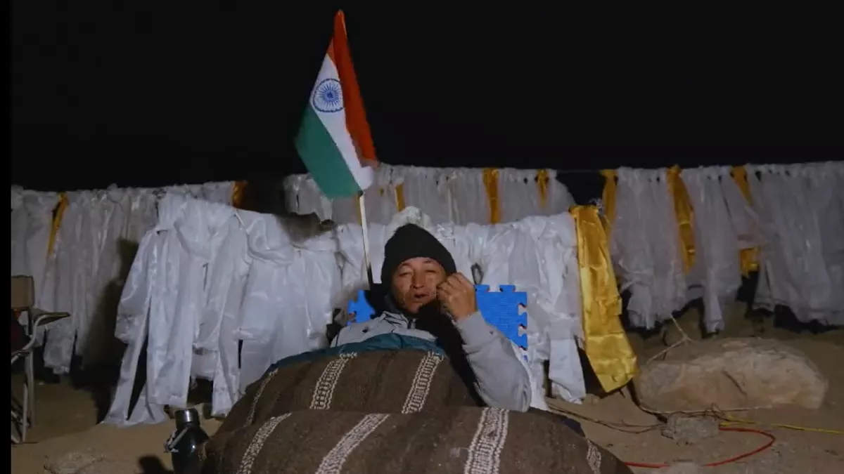 लद्दाख में अनशन कर रहे वांगचुक ने मांगा देशवासियों का साथ (फोटो: @Wangchuk66)