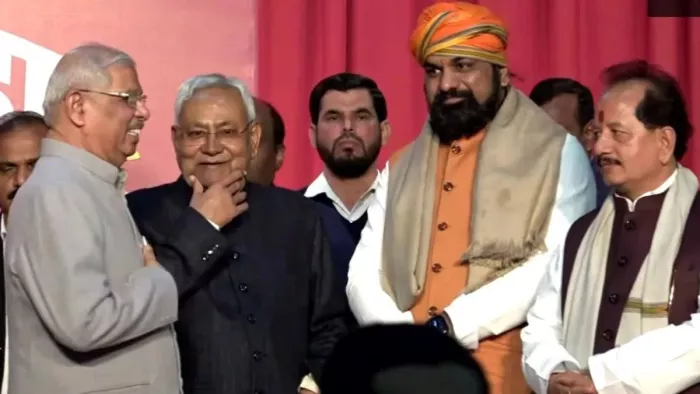 नीतीश कुमार के नेतृत्व में बिहार में फिर से एनडीए सरकार का गठन