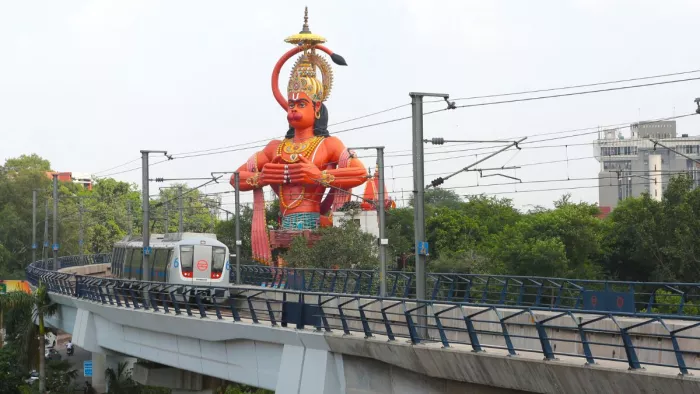 दिल्ली मेट्रो में अनलिमिटेड सफर करने का खास मौका