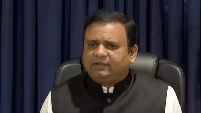 नार्वेकर को जिम्मेदारी सौंपना लोकतंत्र समाप्त करने वाला कदम- उद्धव ठाकरे (फाइल फोटो)
