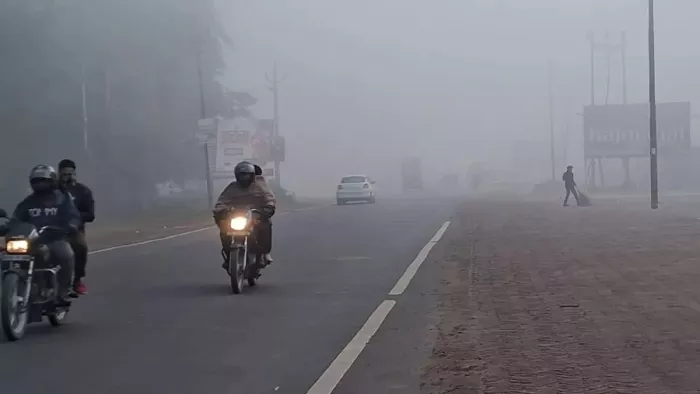 Haryana Weather News: आज सताएगी शीतलहर, धूप निकलने के बाद भी सर्दी से राहत नहीं