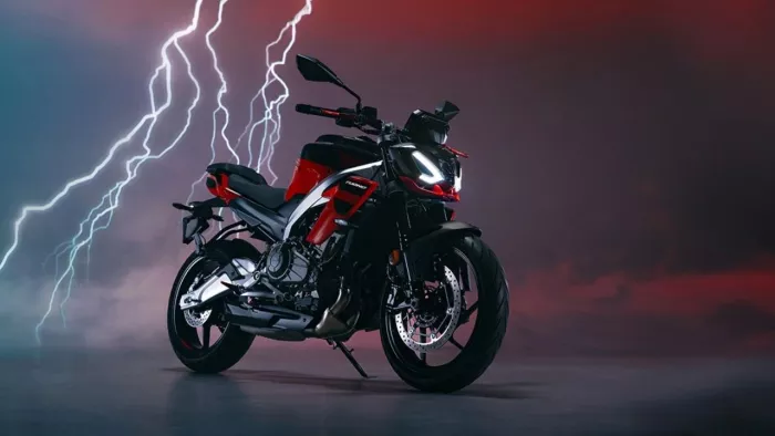 Aprilia Tuono 457 बाइक को जल्द किया जा सकता है लॉन्च।