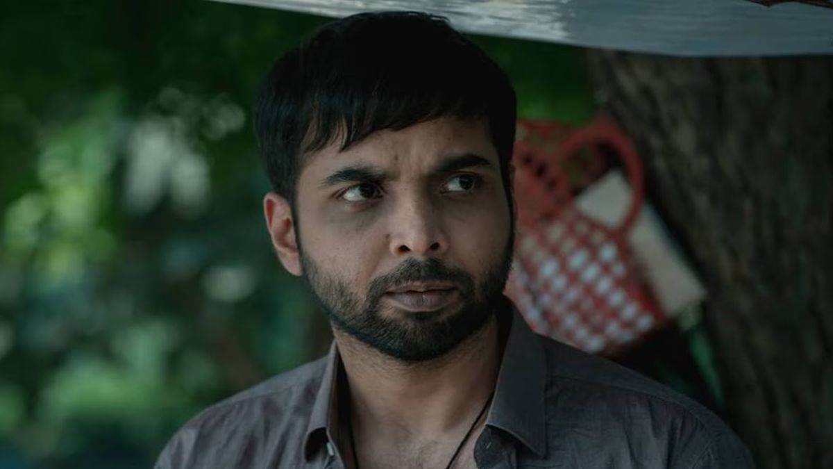 https://www.jagranimages.com/images/newimg/29012025/29_01_2025-paatal_lok_season_2_23875152.jpg