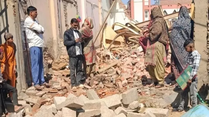 सुरंग से 41 मजदूरों को बचाने वाले ने रैट माइनर ने सड़क पर गुजारी रात