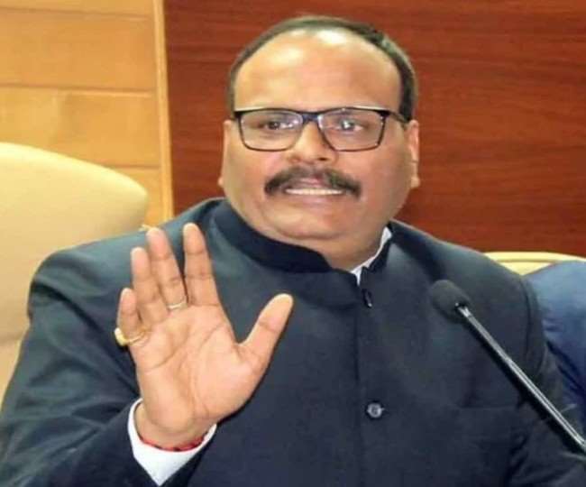 अस्पताल प्रशासन ने मरीज के परिवारीजन से माफी मांग कर 20,000 रुपया वापस कर दिया।