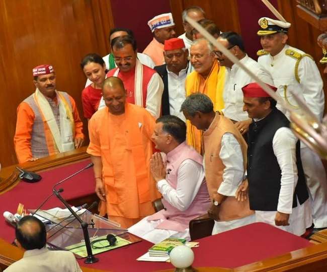 निर्विरोध विधानसभा अध्यक्ष चुने गए सतीश महाना