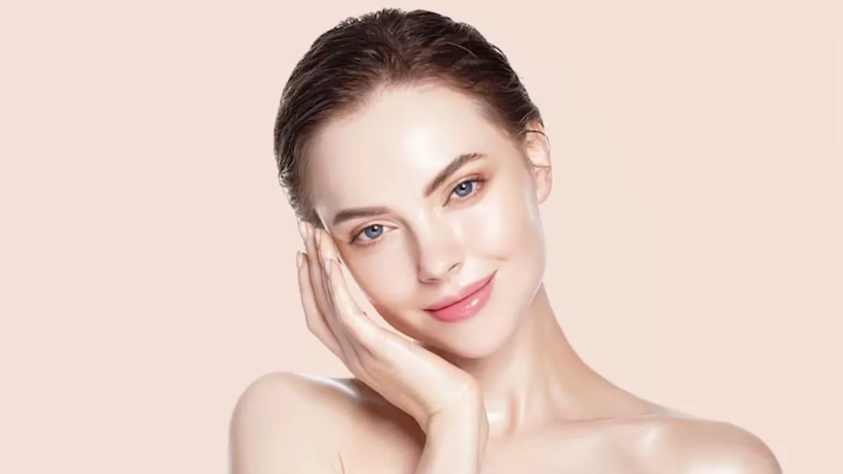 Skin Care Tips: इंस्टेंट ग्लो पाना चाहती हैं, तो अप्लाई करें ये घरेलू फेस मास्क